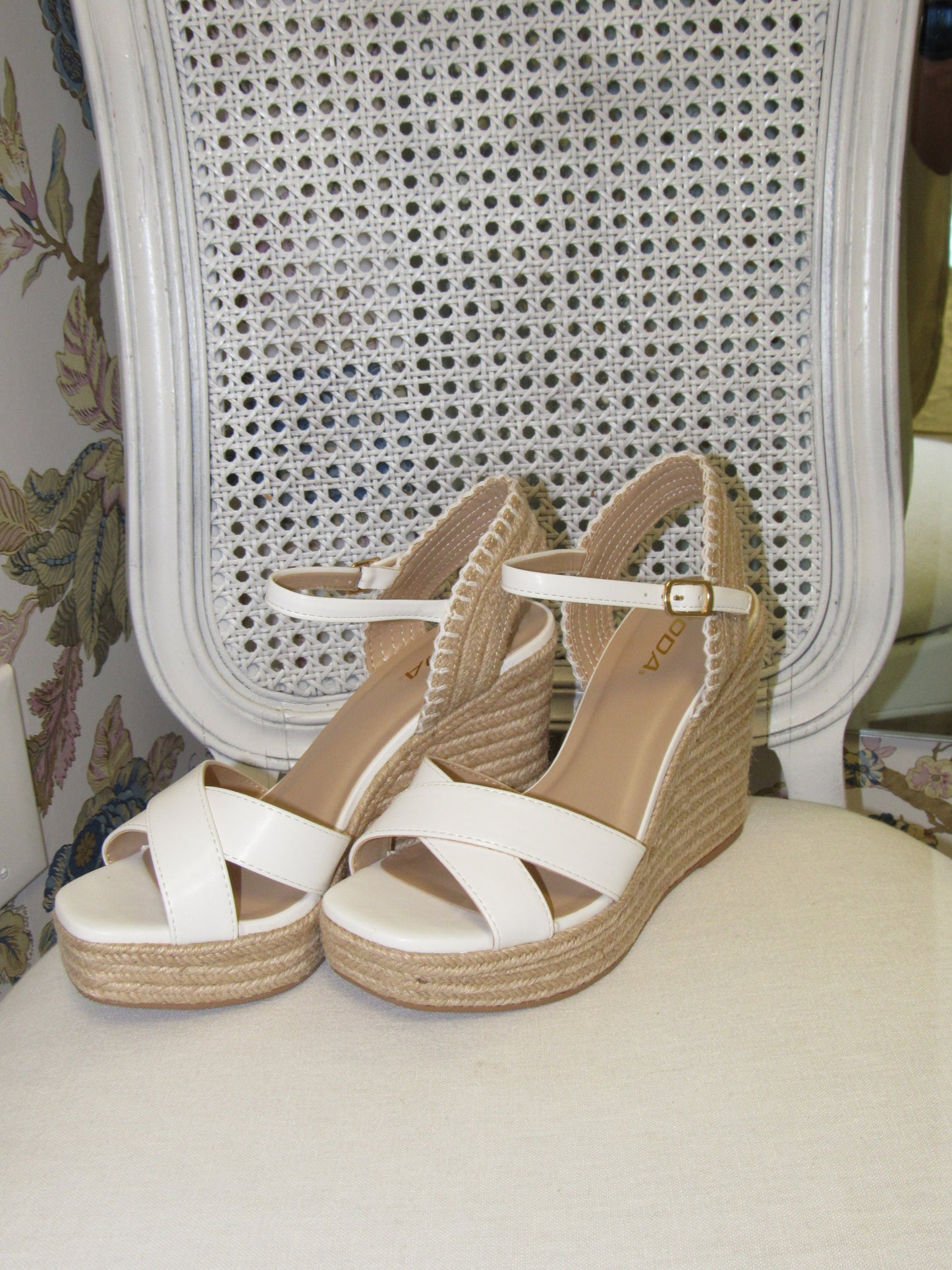 Quinn Platform Wedges
