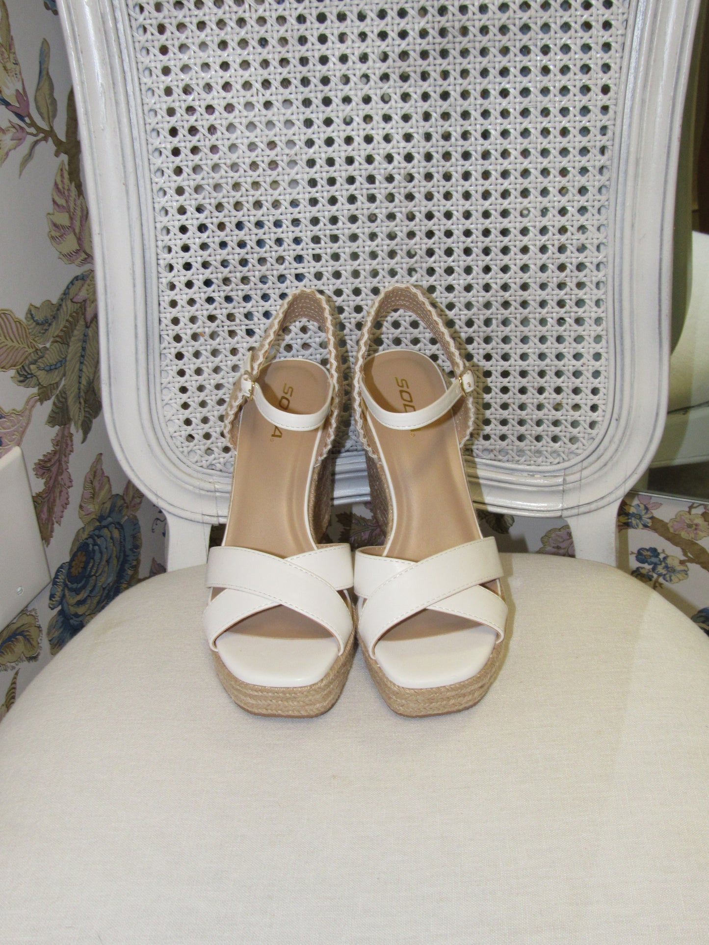 Quinn Platform Wedges