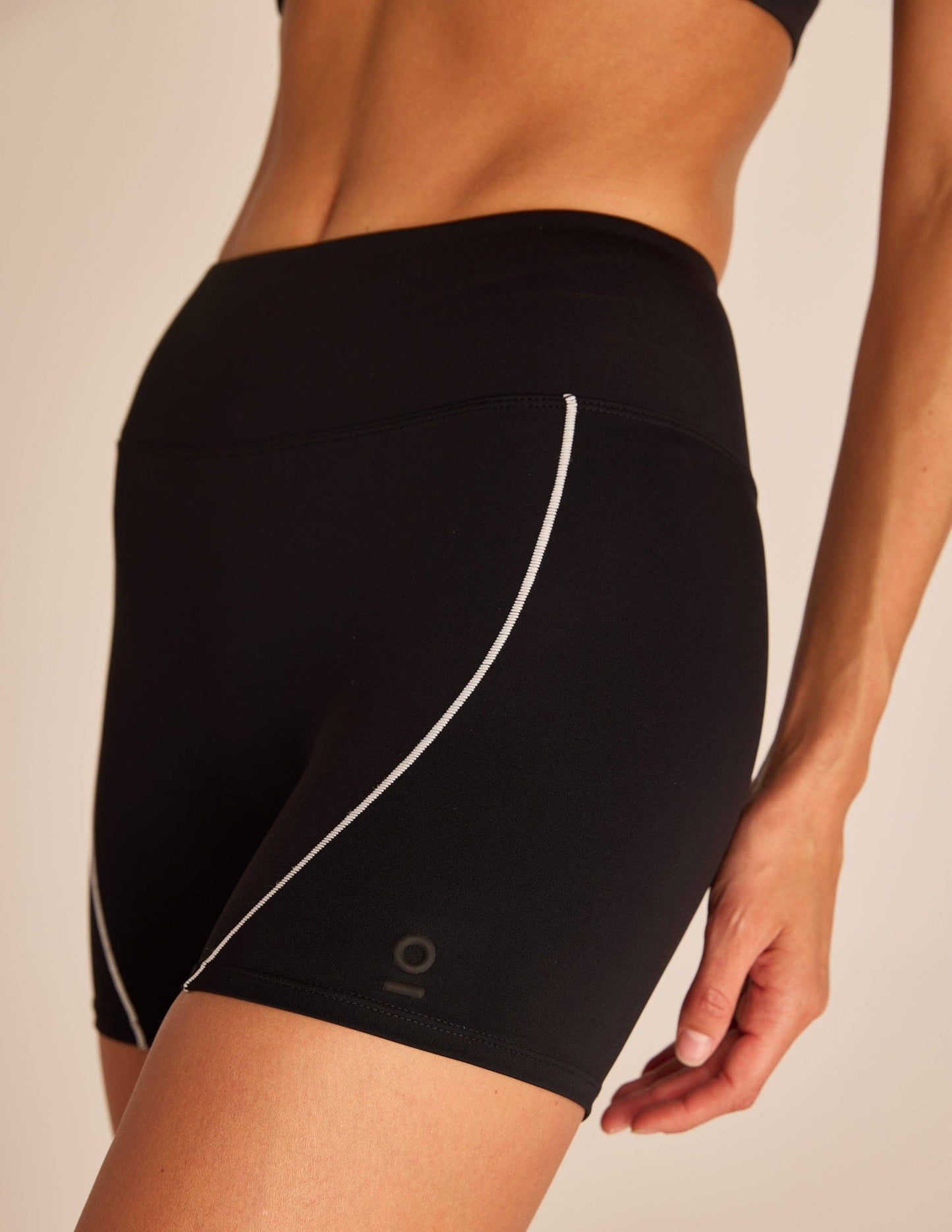 The Trace Biker Shorts: Black / S
